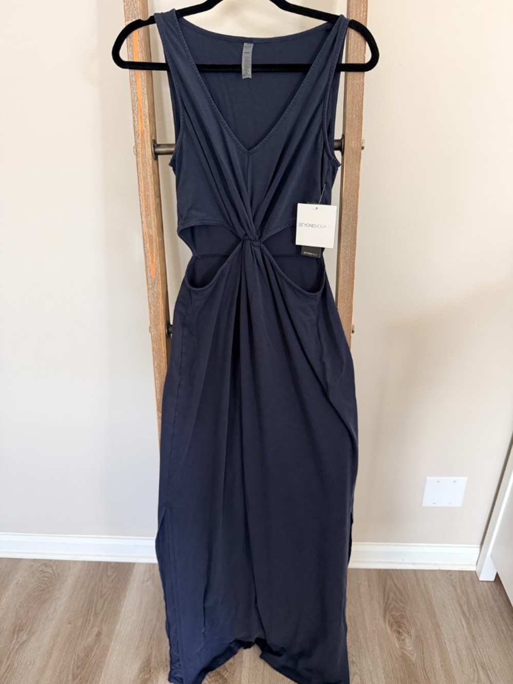 Beyond Yoga Maxi Around The World Front Twist Dress - Nocturnal Navy / M - Picture 3 of 6
